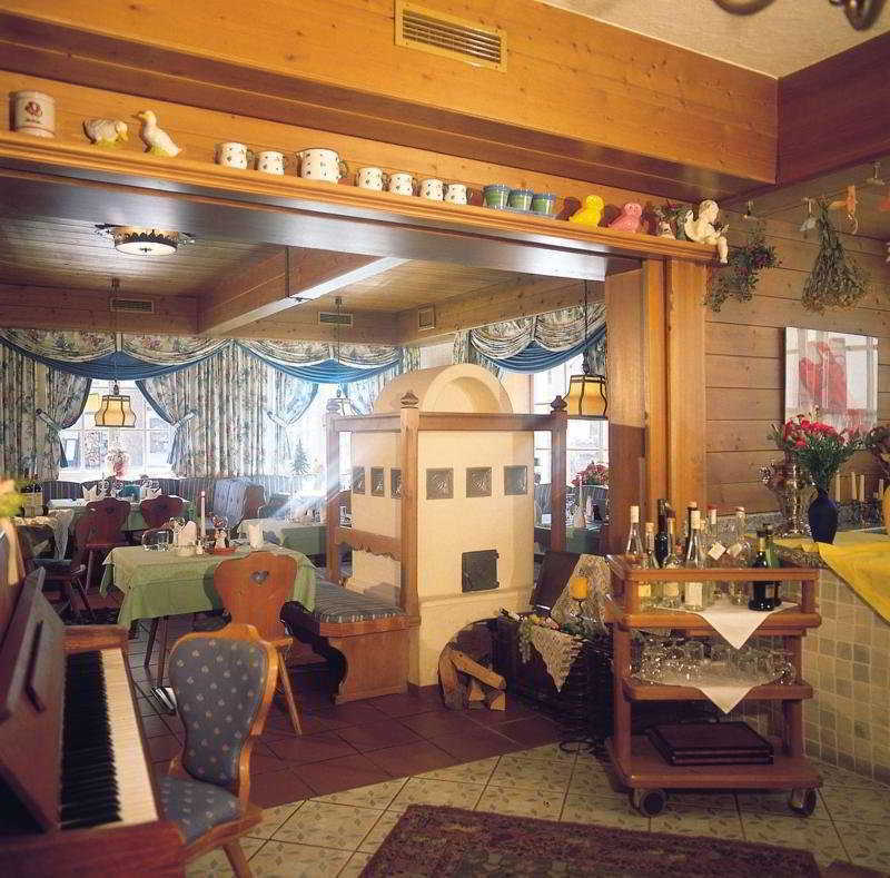 Hotel Der Abtenauer Exterior photo
