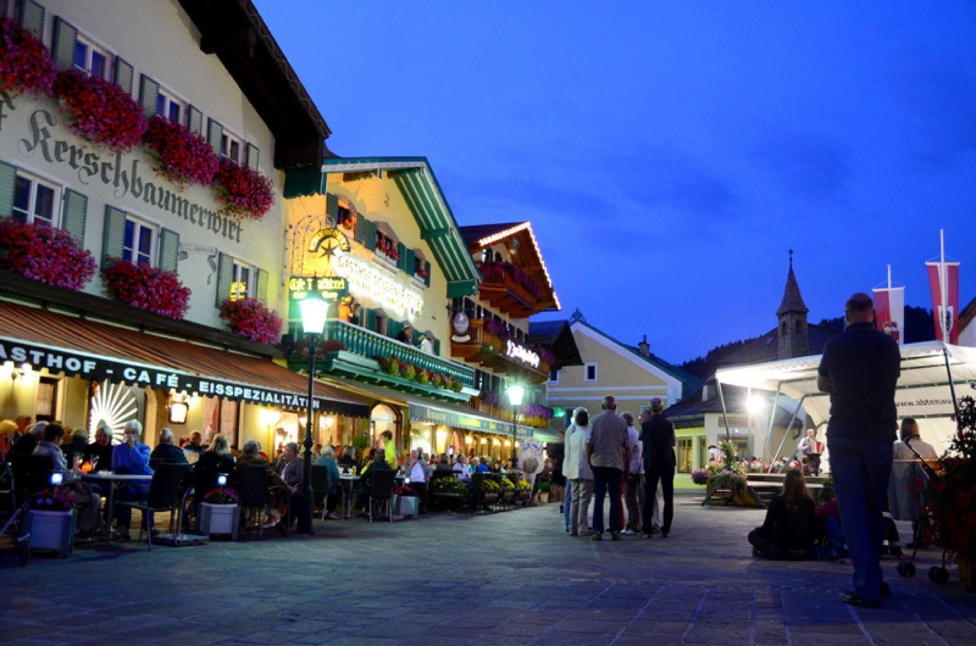 Hotel Der Abtenauer Exterior photo